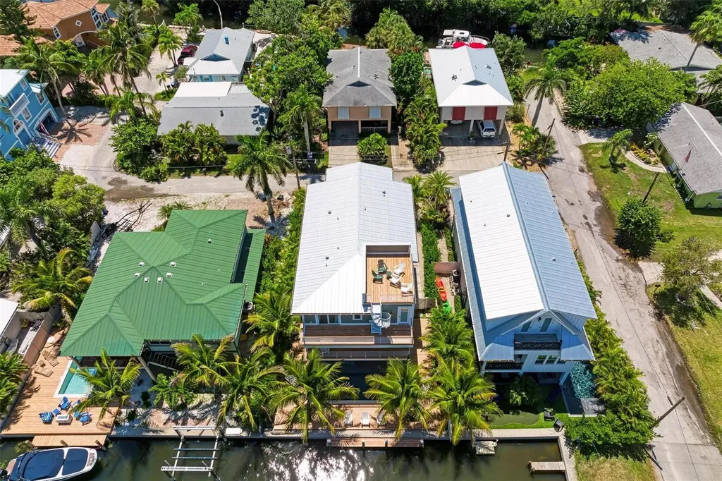 403 20th Place N Bradenton Beach FL 34217