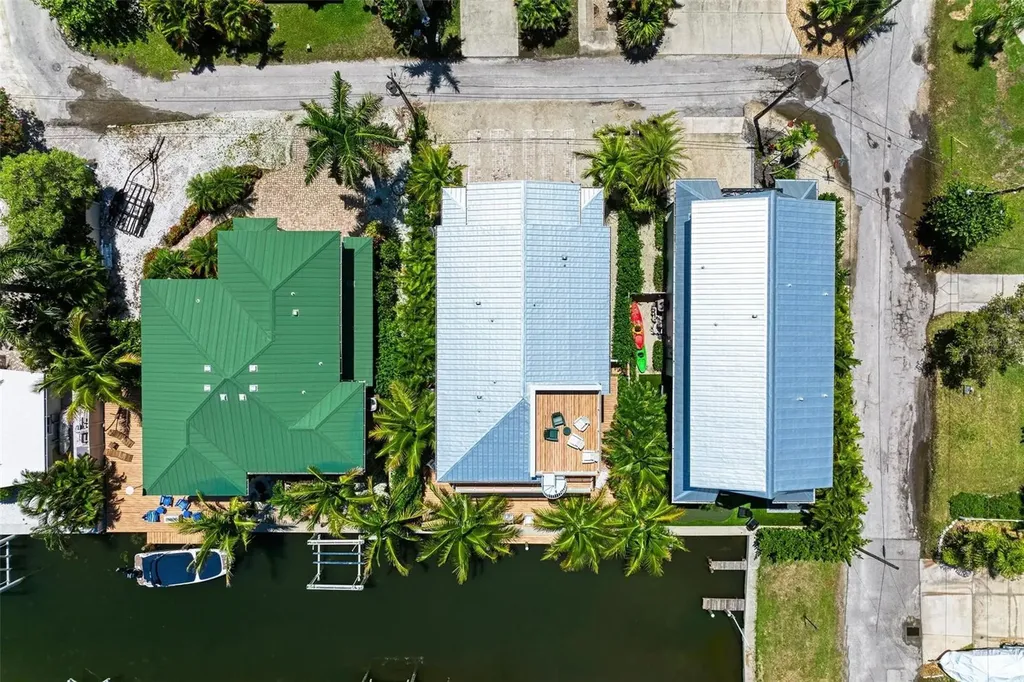 403 20th Place N Bradenton Beach FL 34217