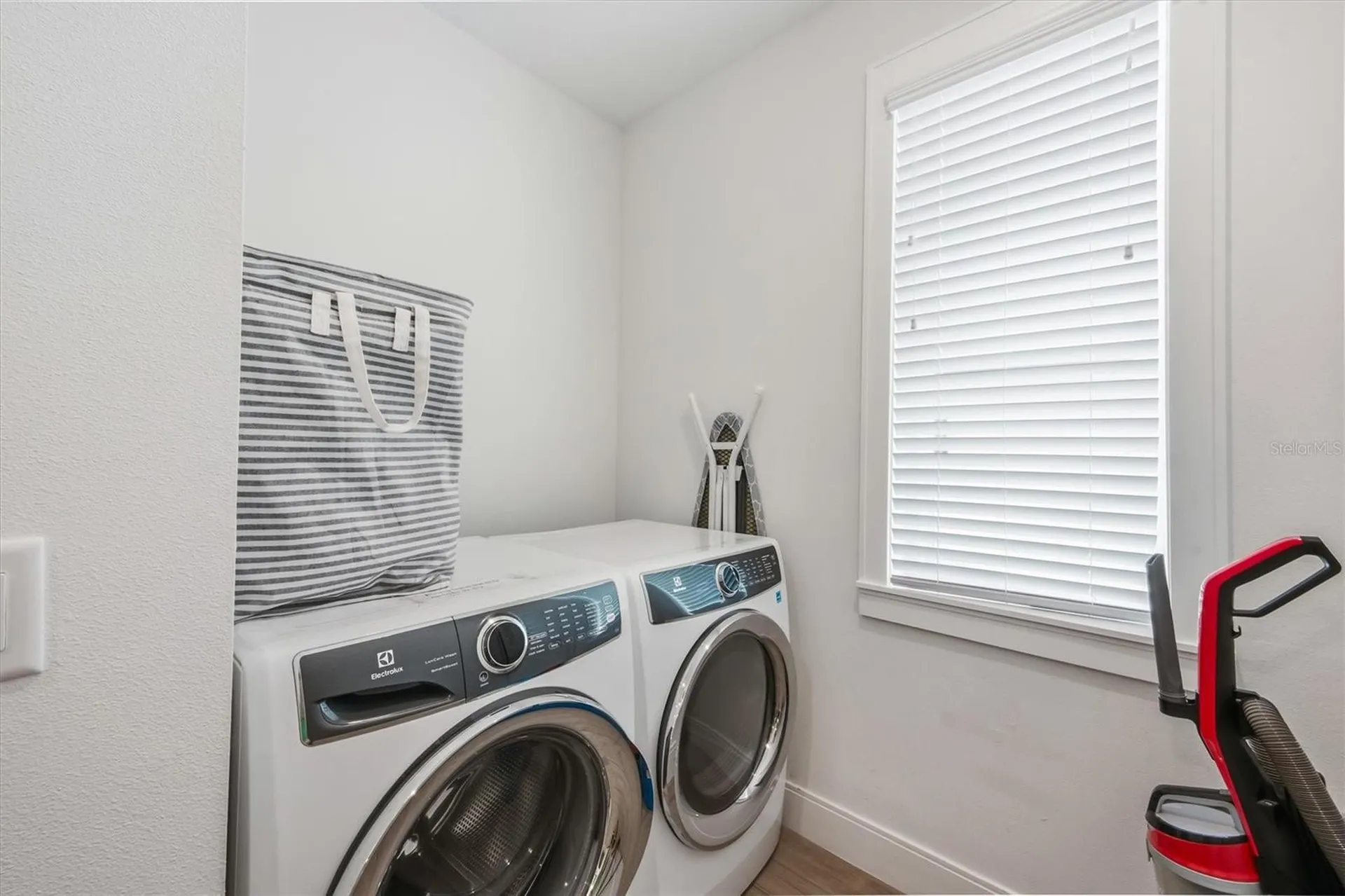 403 20th Place N Bradenton Beach FL 34217