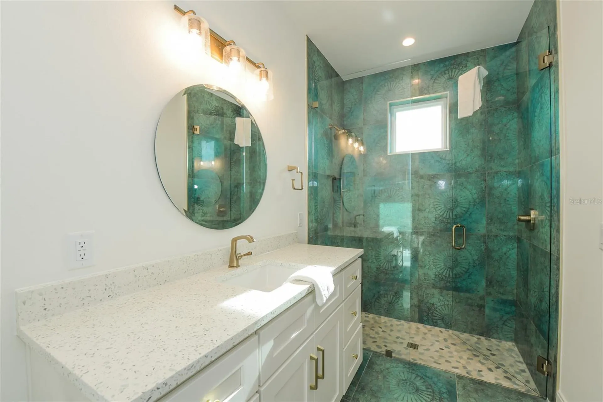 403 20th Place N Bradenton Beach FL 34217