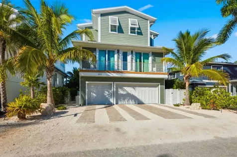 403 20TH Place N Bradenton Beach FL 34217