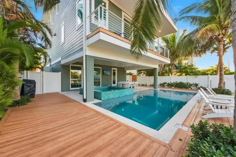 403 20th Place N Bradenton Beach FL 34217