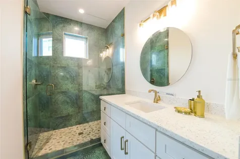 403 20th Place N Bradenton Beach FL 34217