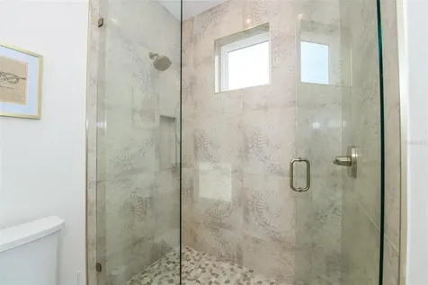 403 20th Place N Bradenton Beach FL 34217