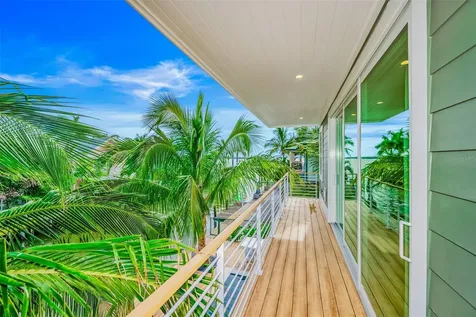403 20th Place N Bradenton Beach FL 34217