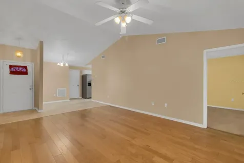 12 Delaware Avenue St Cloud FL 34769