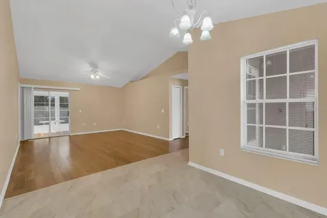 12 Delaware Avenue St Cloud FL 34769