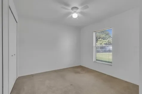 12 Delaware Avenue St Cloud FL 34769