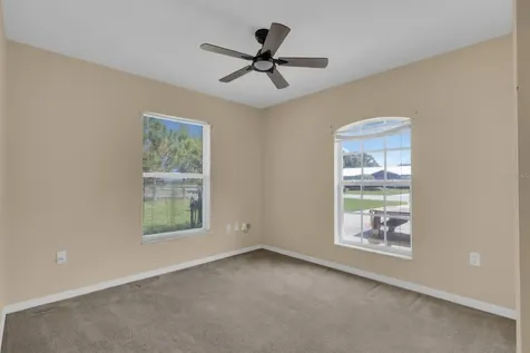 12 Delaware Avenue St Cloud FL 34769