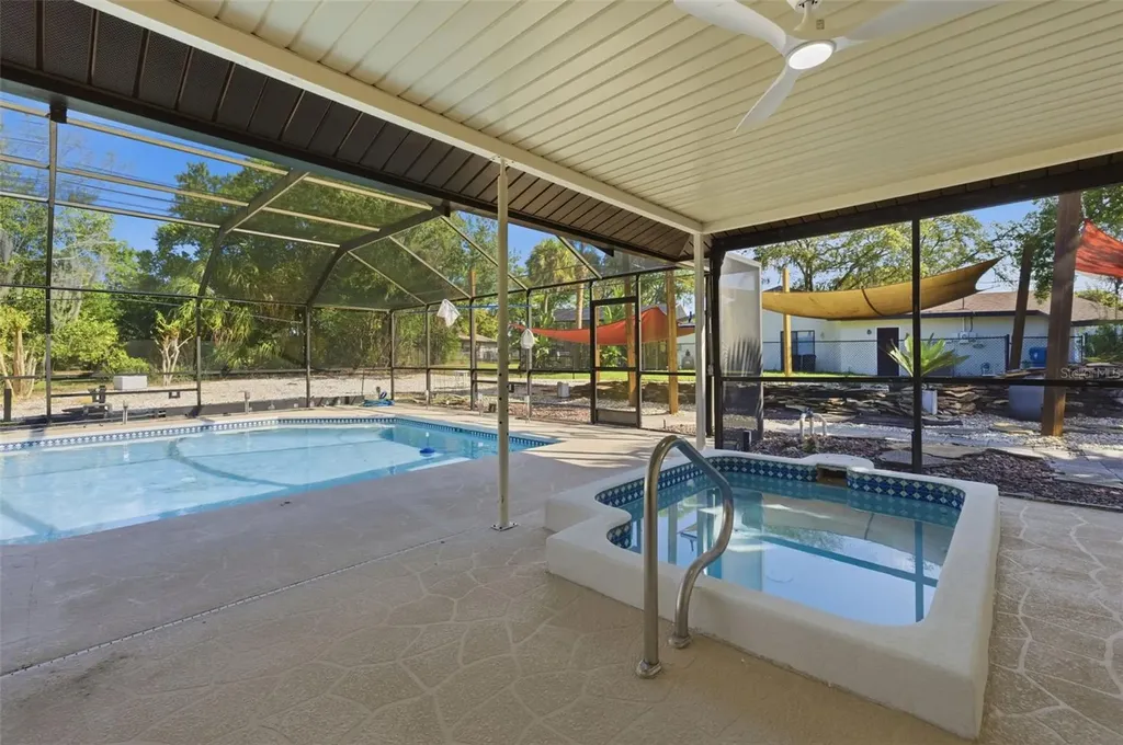 8123 River Country Drive Weeki Wachee FL 34607