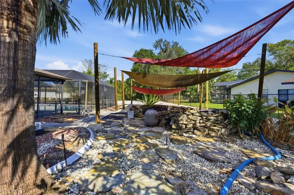 8123 River Country Drive Weeki Wachee FL 34607