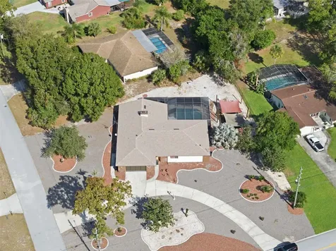 8123 River Country Drive Weeki Wachee FL 34607
