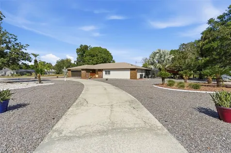 8123 River Country Drive Weeki Wachee FL 34607