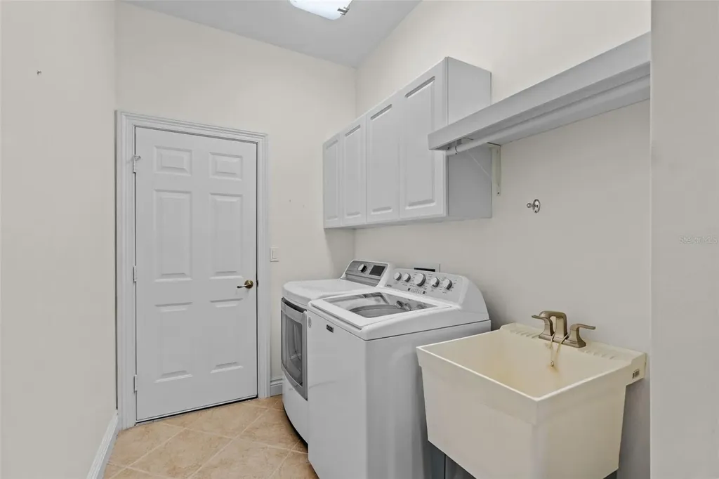 8429 Laurel Lakes Boulevard Naples FL 34119