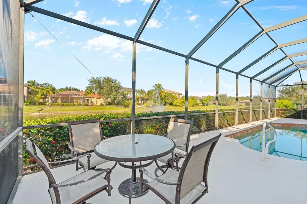 8429 Laurel Lakes Boulevard Naples FL 34119