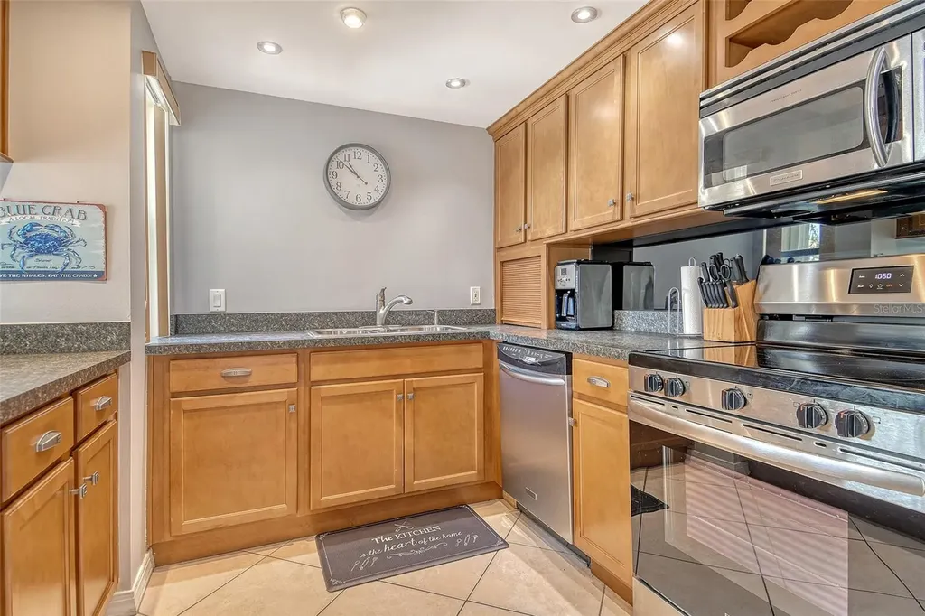 6157 Midnight Pass Road Sarasota FL 34242