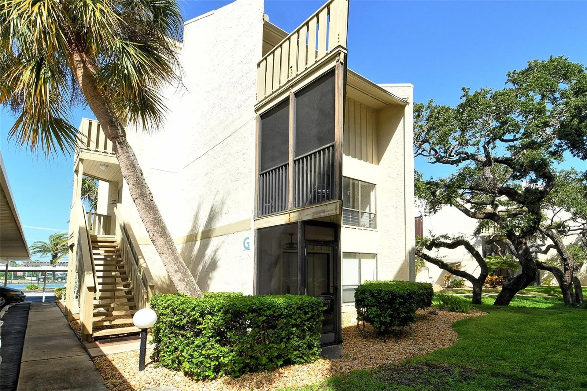6157 Midnight Pass Road Sarasota FL 34242