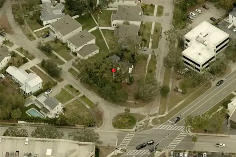 215 S Beverly Avenue Tampa FL 33609