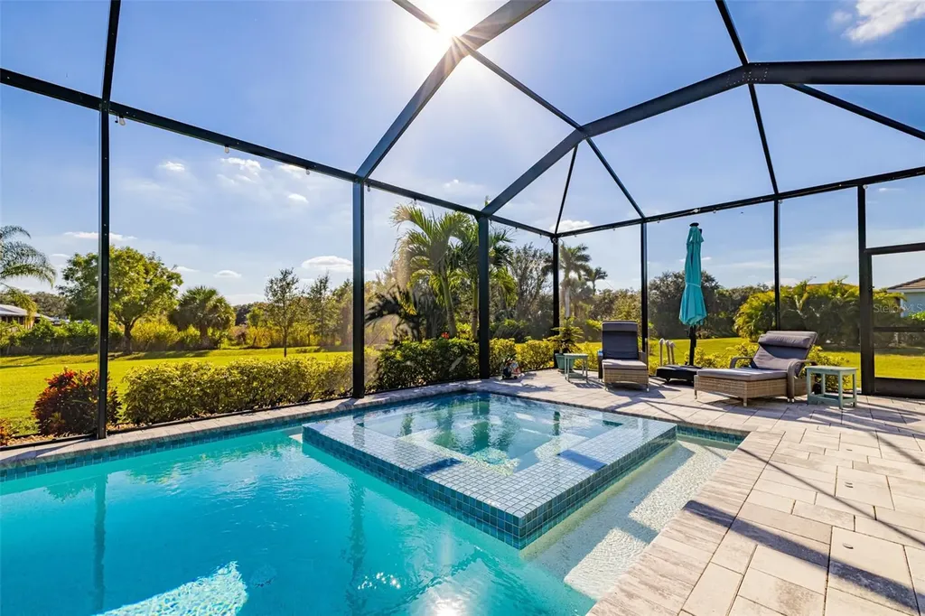 2140 Hickeys Creekside Drive Alva FL 33920