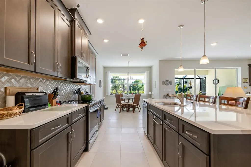 2140 Hickeys Creekside Drive Alva FL 33920