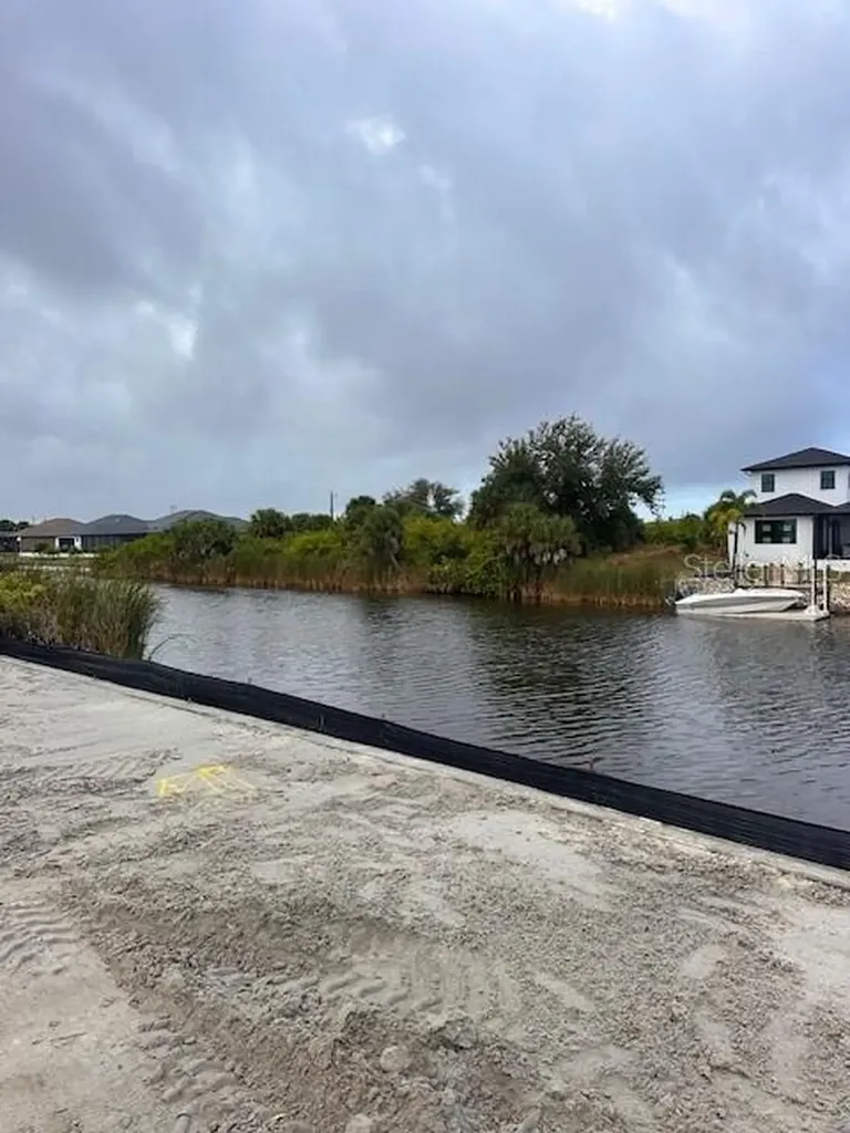 14238 Maysville Port Charlotte FL 33981