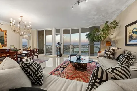 140 Riviera Dunes Way Palmetto FL 34221