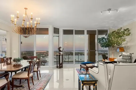 140 Riviera Dunes Way Palmetto FL 34221