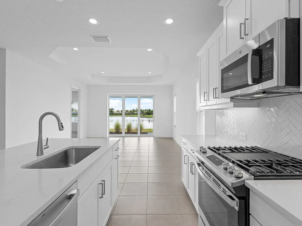 18260 Vizcaya Court Venice FL 34293