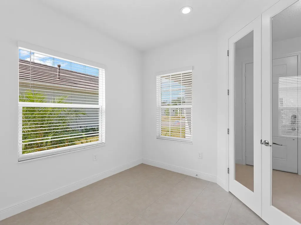 18260 Vizcaya Court Venice FL 34293