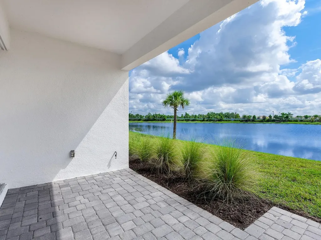 18260 Vizcaya Court Venice FL 34293