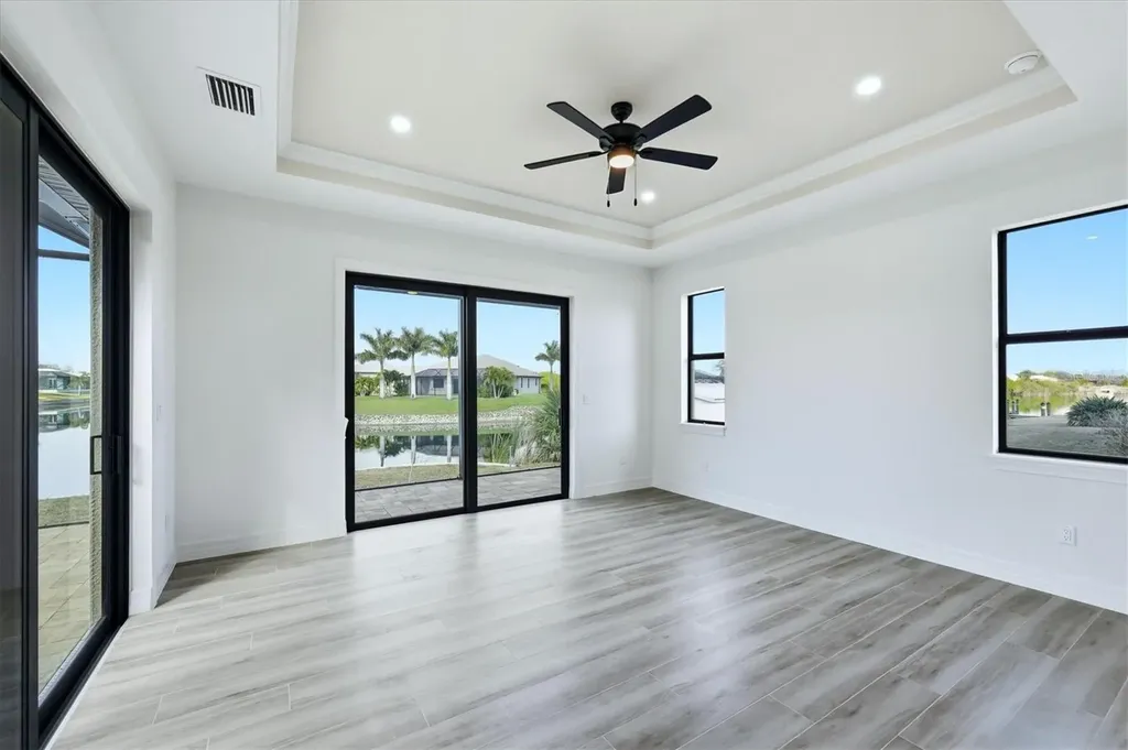 9364 Miami Port Charlotte FL 33981