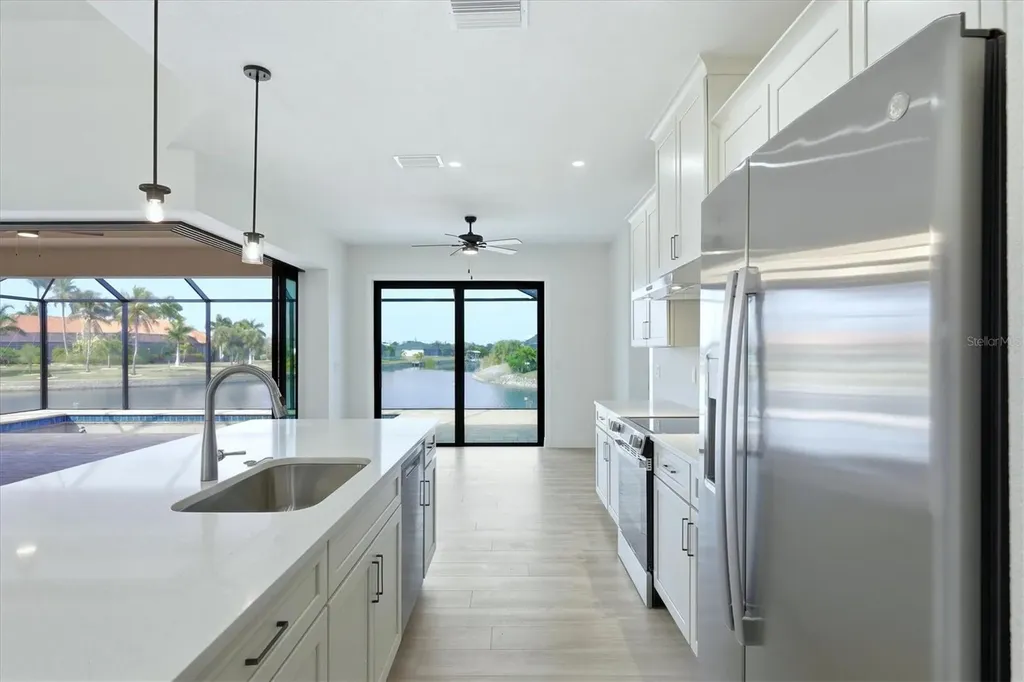 9364 Miami Port Charlotte FL 33981