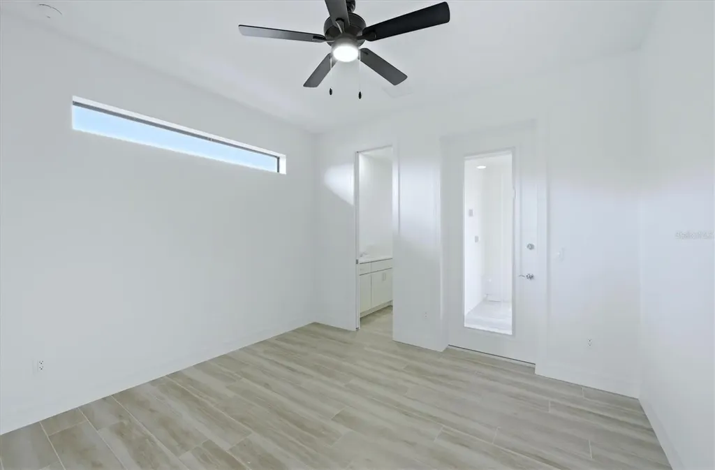 9364 Miami Port Charlotte FL 33981