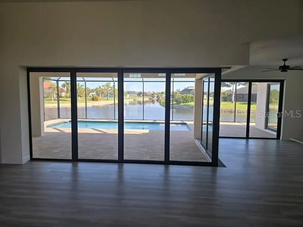 9364 Miami Port Charlotte FL 33981