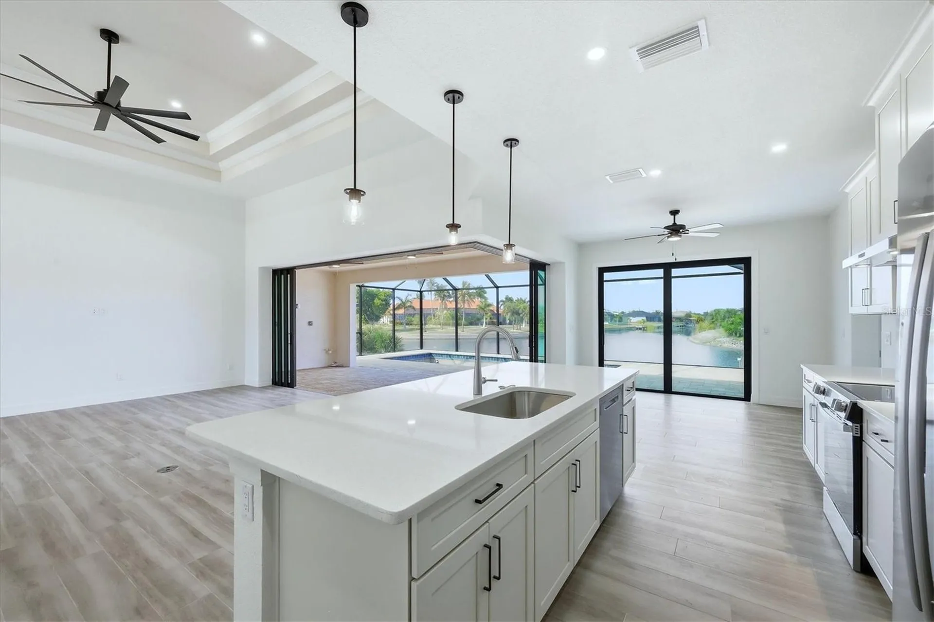 9364 Miami Port Charlotte FL 33981