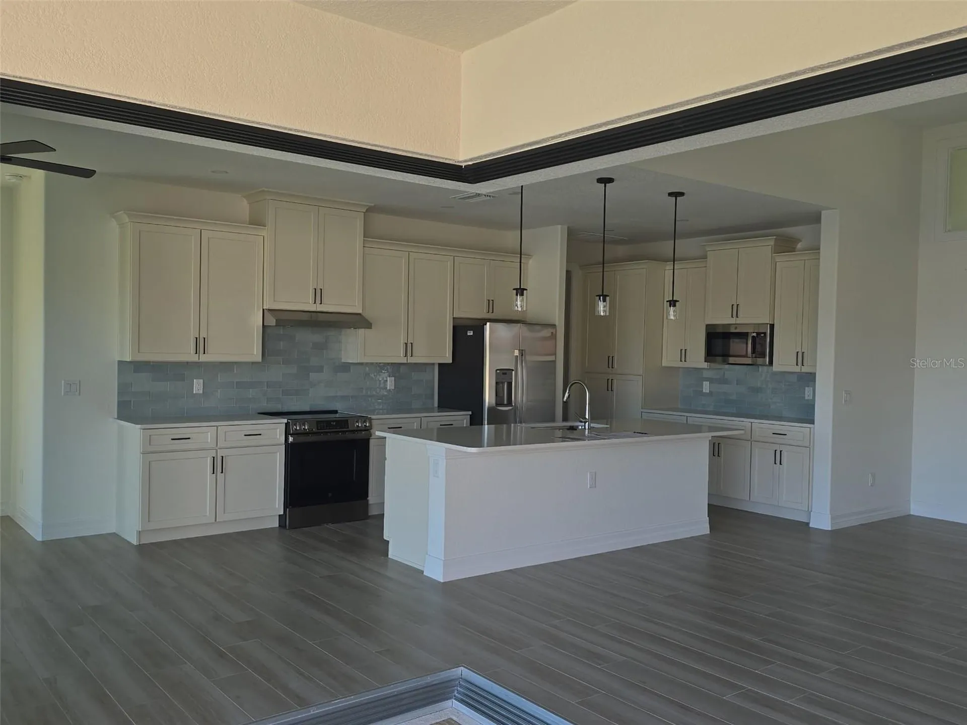 9364 Miami Port Charlotte FL 33981