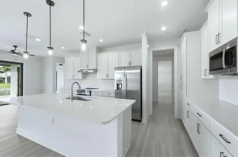 9364 Miami Port Charlotte FL 33981