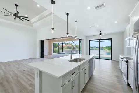 9364 Miami Port Charlotte FL 33981