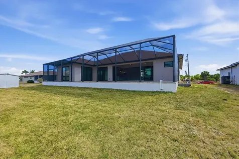 9364 Miami Port Charlotte FL 33981