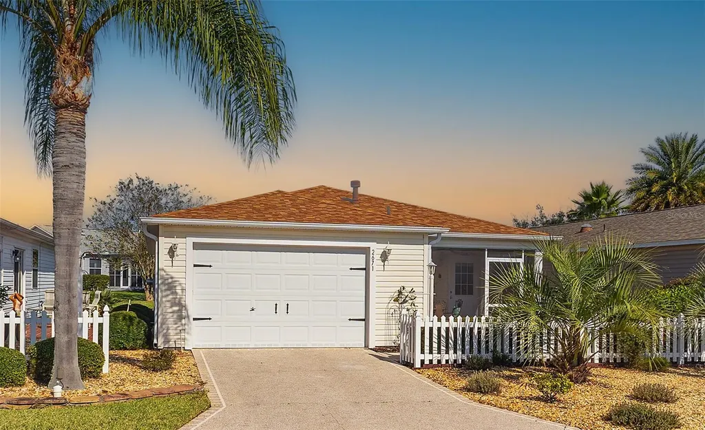 2671 Collington Drive The Villages FL 32162
