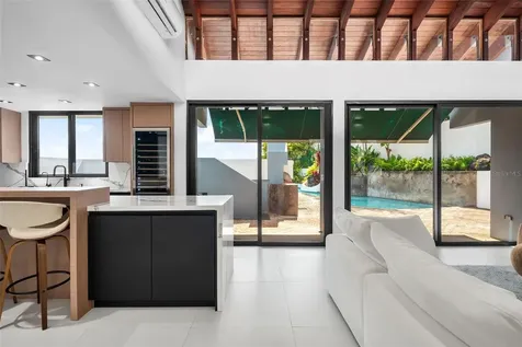 B-58 Urb La Colina Guaynabo PR 00969