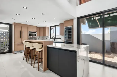 B-58 Urb La Colina Guaynabo PR 00969
