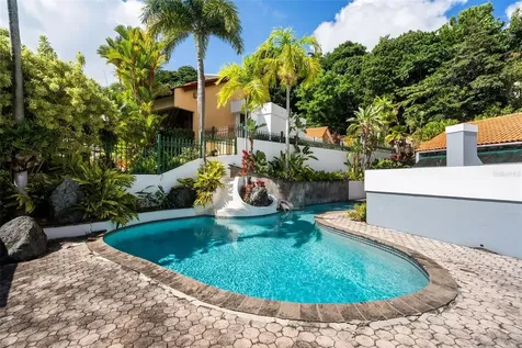 B-58 Urb La Colina Guaynabo PR 00969