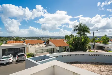 B-58 Urb La Colina Guaynabo PR 00969