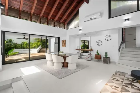 B-58 Urb La Colina Guaynabo PR 00969