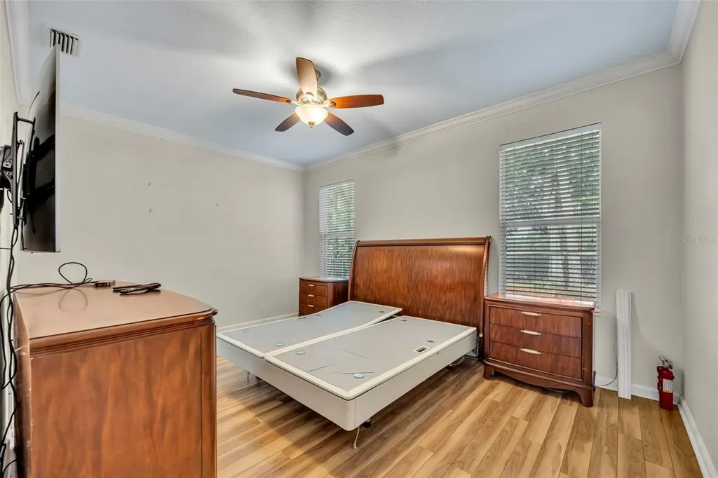 5899 NW 27th Place Ocala FL 34482