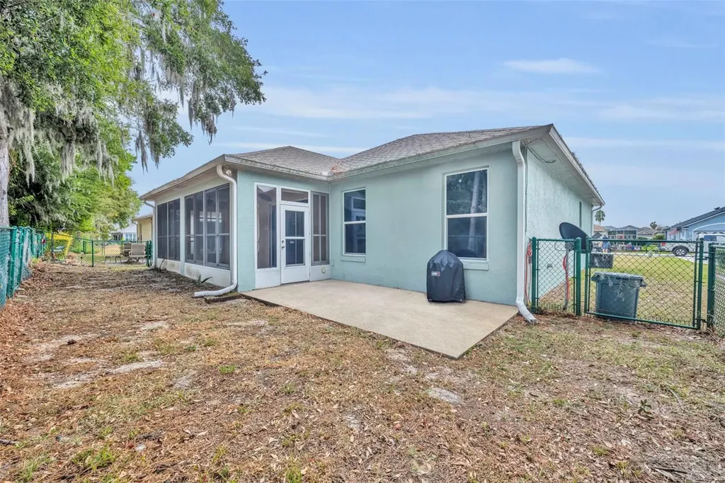 5899 NW 27th Place Ocala FL 34482