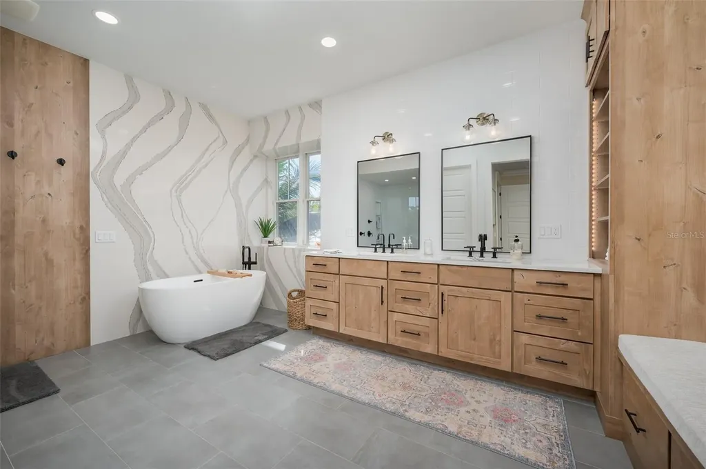 526 56th Street Holmes Beach FL 34217