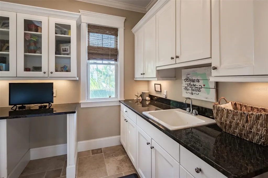 526 56th Street Holmes Beach FL 34217
