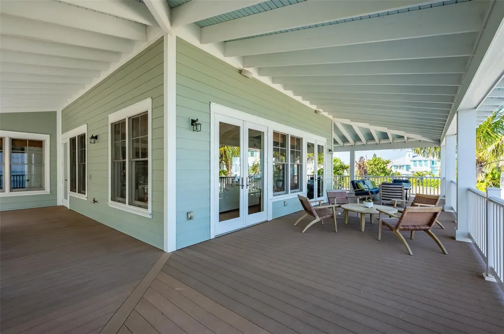 526 56th Street Holmes Beach FL 34217